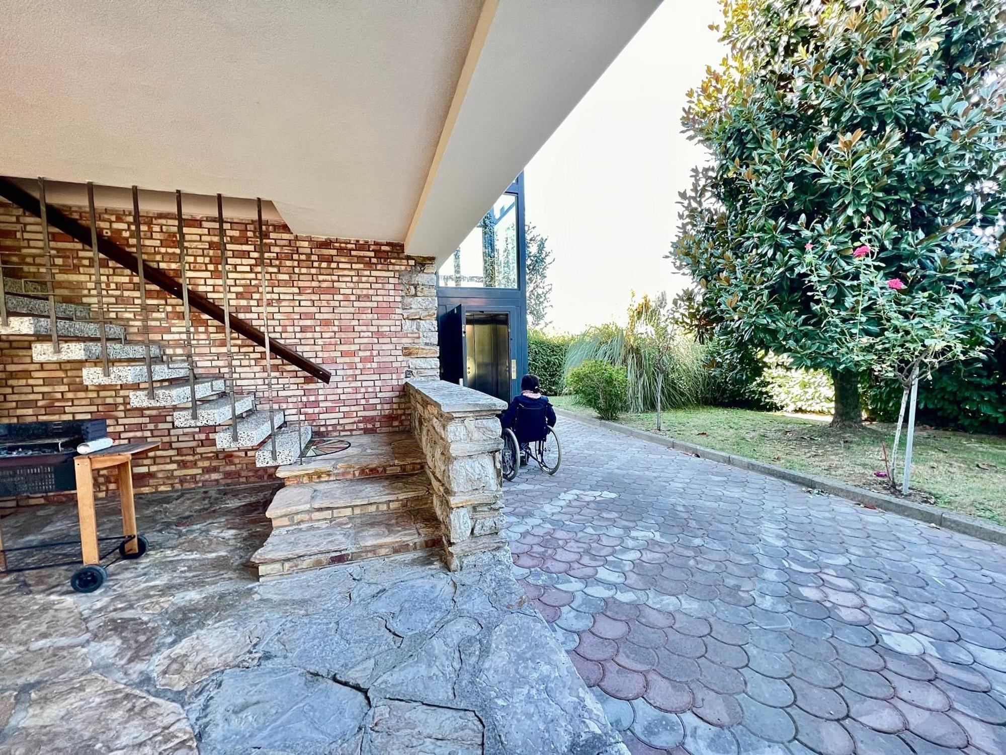 Villa Anna With Pool And Lift Capannori Exterior foto